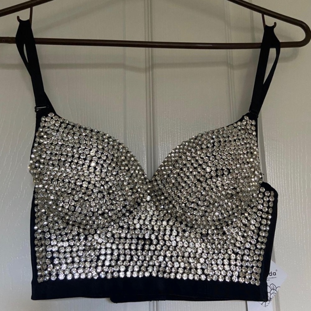 She’s Moda Nwt Bejeweled Top